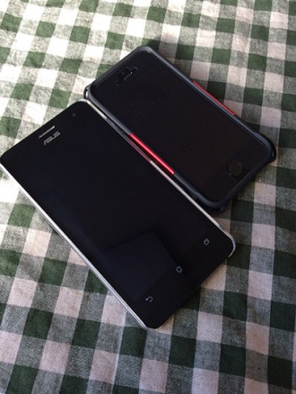 ZenFone5とiPhone5S